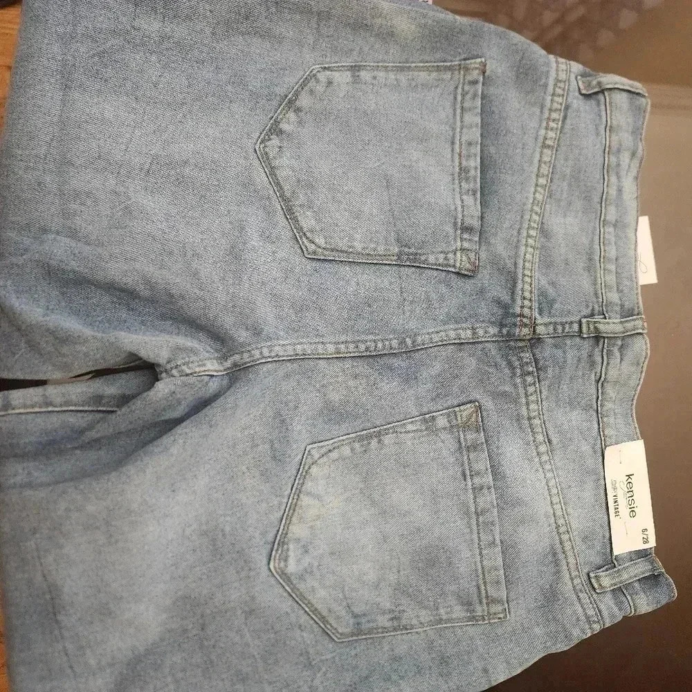 KENSIE RIPPED JEANS - Picture 4 of 5